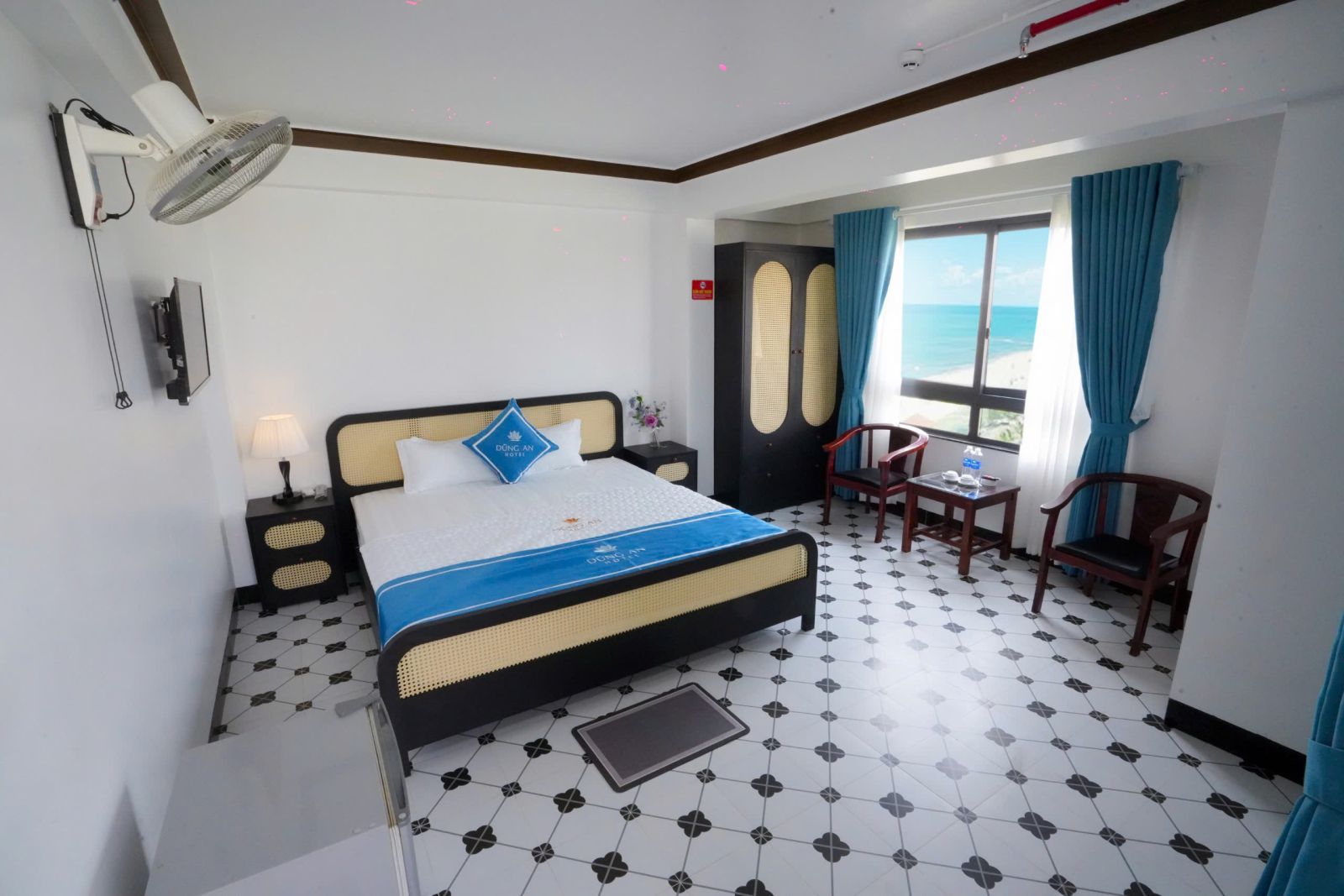 PHÒNG ỐC RỘNG RÃI – VIEW BIỂN CỰC CHILL